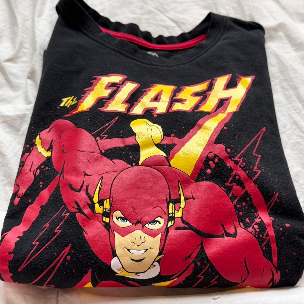 dc comic originals The flash graphic t shirt black‎ red long sleeve size 14/16